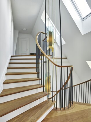 Smet Staircases Metal Spindles Copenhagen Villa Smet UK 11