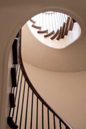 Smet Staircases Metal Spindle Kensington Town House Smet UK7