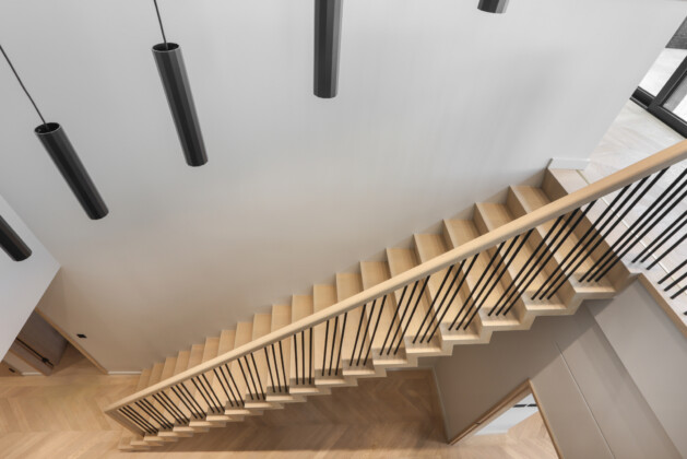 Smet Staircases Steel Spindles Nine Elms Penthouse 14
