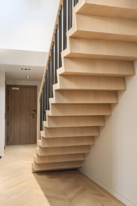 Smet Staircases Steel Spindles Nine Elms Penthouse 4